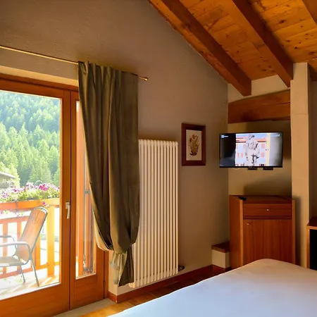 Le Bouquet - Adults Only 3*