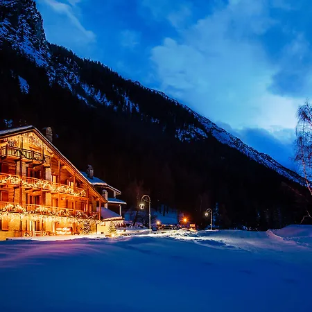 Le Bouquet - Adults Only 3*