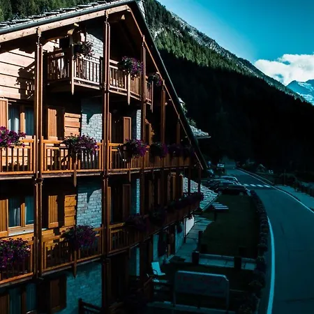 Le Bouquet Hotel Cogne